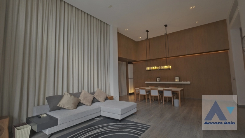 4  3 br Condominium For Rent in Ploenchit ,Bangkok BTS Ploenchit at The Crest Ruamrudee AA32842