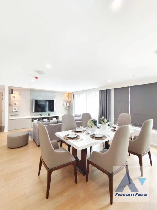 unitFully Furnished, Pet friendly | Classic apartment with wooden tones and wide balcony (AA32849)