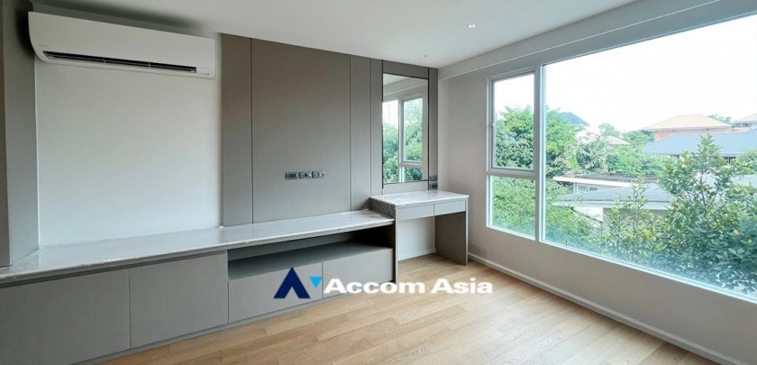 16  4 br Apartment For Rent in Sukhumvit ,Bangkok BTS Ekkamai at Apartment for rent AA32850