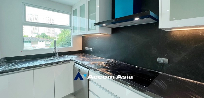 7  4 br Apartment For Rent in Sukhumvit ,Bangkok BTS Ekkamai at Apartment for rent AA32850