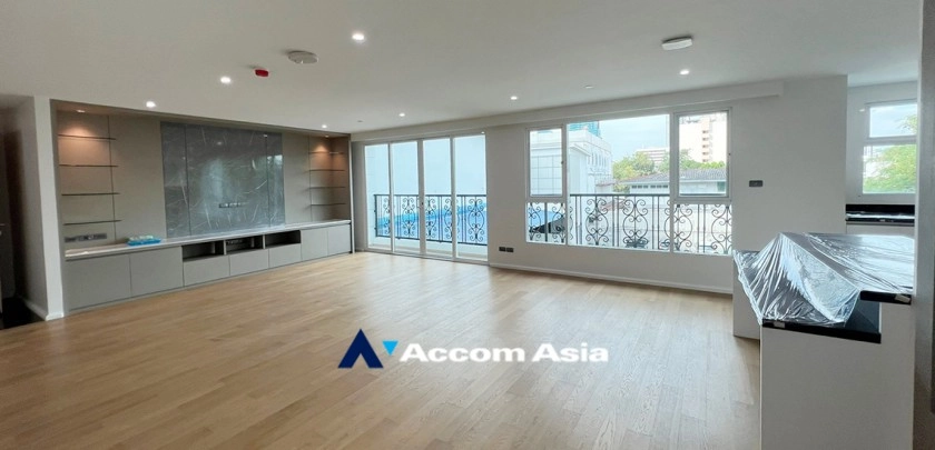  2  4 br Apartment For Rent in Sukhumvit ,Bangkok BTS Ekkamai at Apartment for rent AA32850