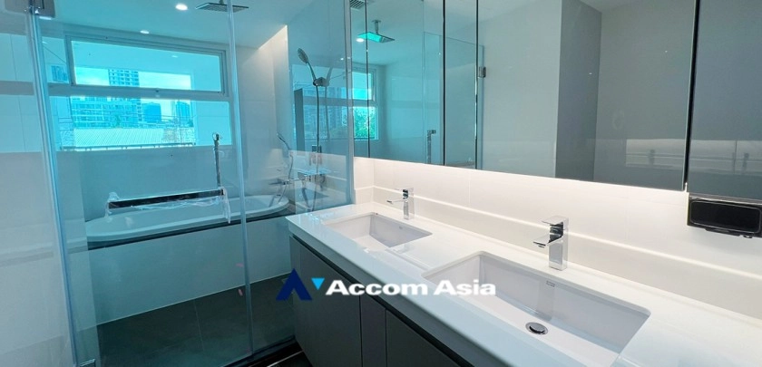 22  4 br Apartment For Rent in Sukhumvit ,Bangkok BTS Ekkamai at Apartment for rent AA32850