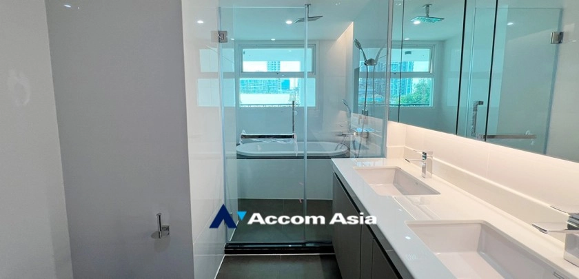 23  4 br Apartment For Rent in Sukhumvit ,Bangkok BTS Ekkamai at Apartment for rent AA32850