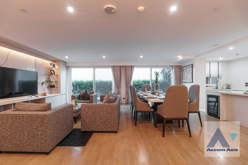  1  4 br Apartment For Rent in Sukhumvit ,Bangkok BTS Ekkamai at New Modern Classic Apartment, Near Main Street AA32850