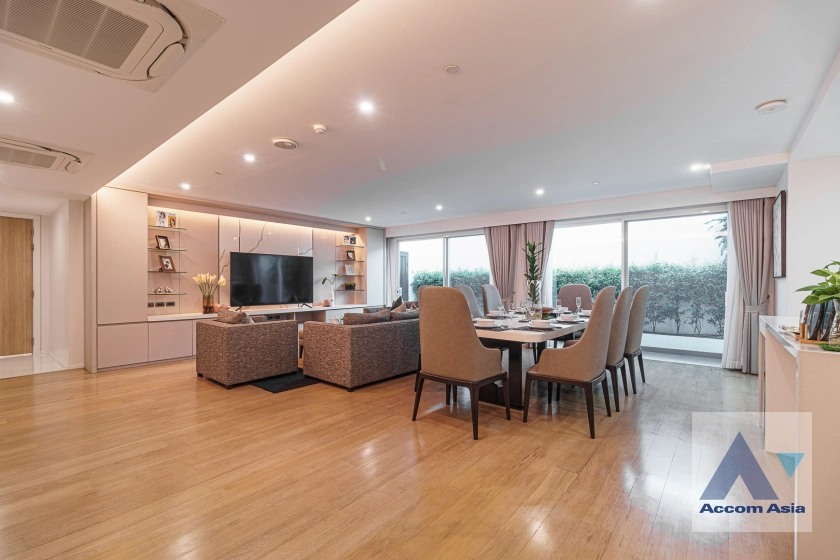  1  4 br Apartment For Rent in Sukhumvit ,Bangkok BTS Ekkamai at New Modern Classic Apartment, Near Main Street AA32850