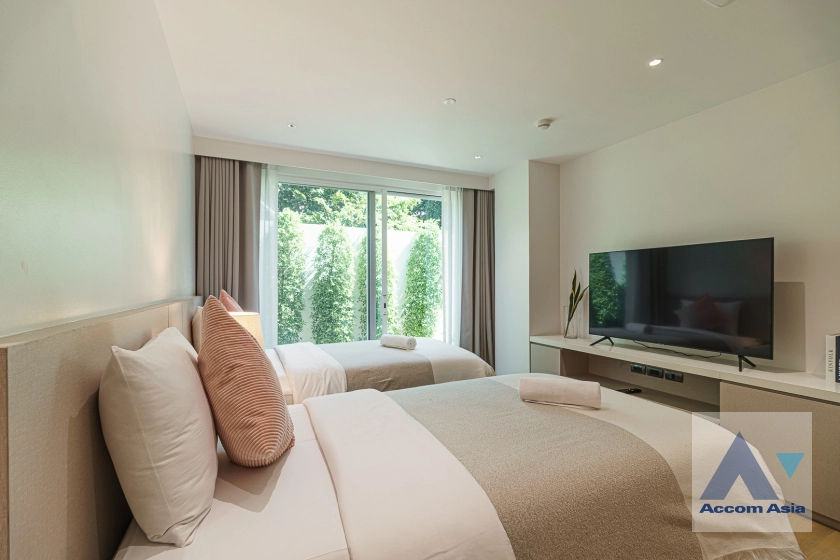 9  4 br Apartment For Rent in Sukhumvit ,Bangkok BTS Ekkamai at New Modern Classic Apartment, Near Main Street AA32850