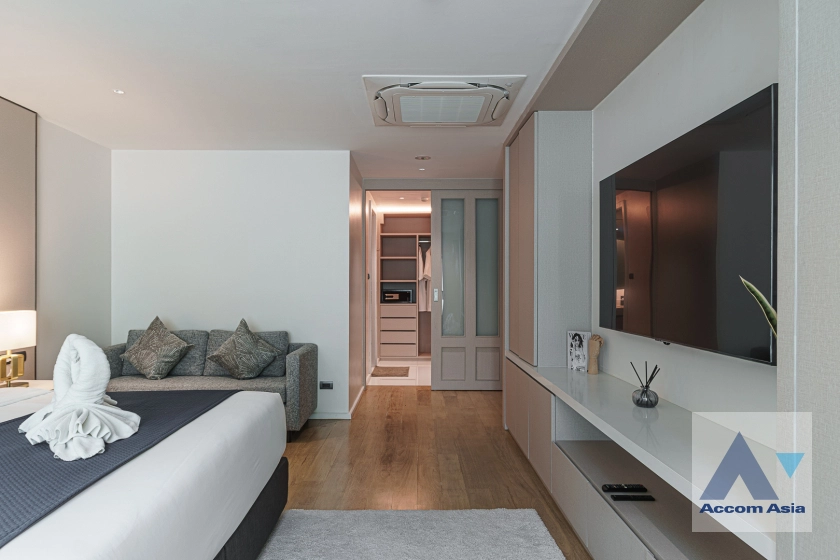 14  4 br Apartment For Rent in Sukhumvit ,Bangkok BTS Ekkamai at New Modern Classic Apartment, Near Main Street AA32850