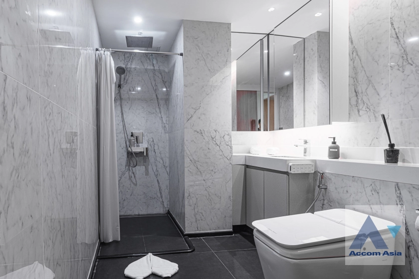 22  4 br Apartment For Rent in Sukhumvit ,Bangkok BTS Ekkamai at New Modern Classic Apartment, Near Main Street AA32850