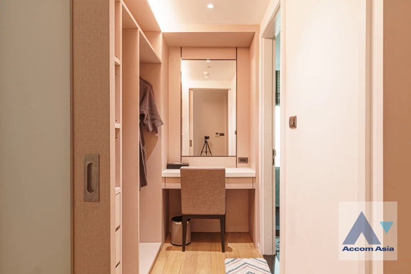 25  4 br Apartment For Rent in Sukhumvit ,Bangkok BTS Ekkamai at New Modern Classic Apartment, Near Main Street AA32850