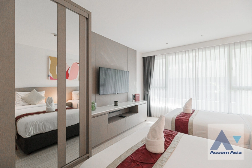 13  2 br Apartment For Rent in Sukhumvit ,Bangkok BTS Ekkamai at New Modern Classic Apartment, Near Main Street AA32854