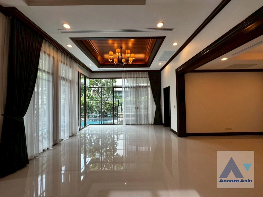 unitPrivate Swimming Pool, Pet friendly | Thai-style home with pool and high ceiling in serene setting (AA32856)