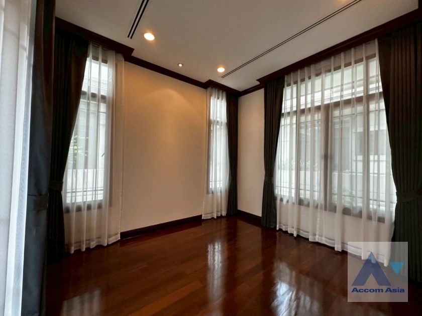 13  4 br House For Rent in Sathorn ,Bangkok BRT Thanon Chan - BTS Saint Louis at Exclusive Resort Style Home  AA32856
