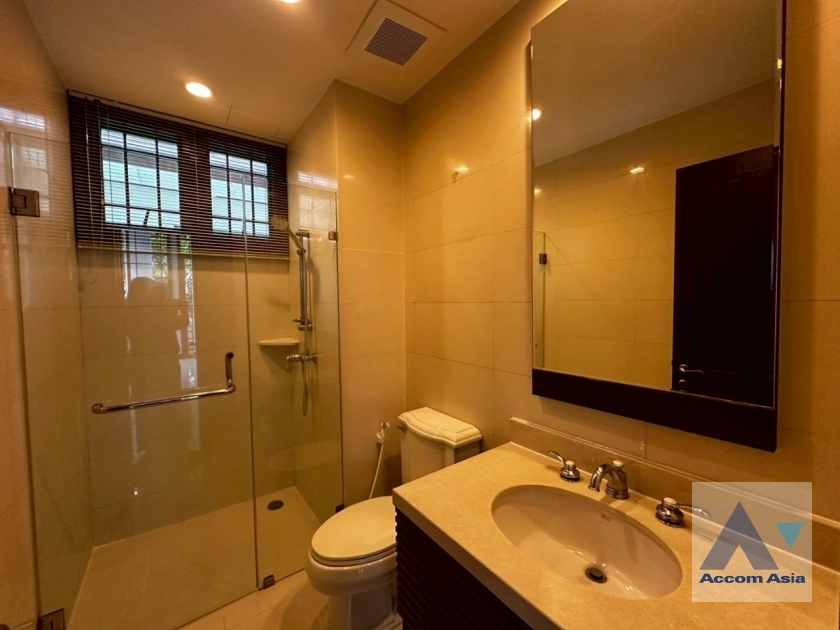 23  4 br House For Rent in Sathorn ,Bangkok BRT Thanon Chan - BTS Saint Louis at Exclusive Resort Style Home  AA32856