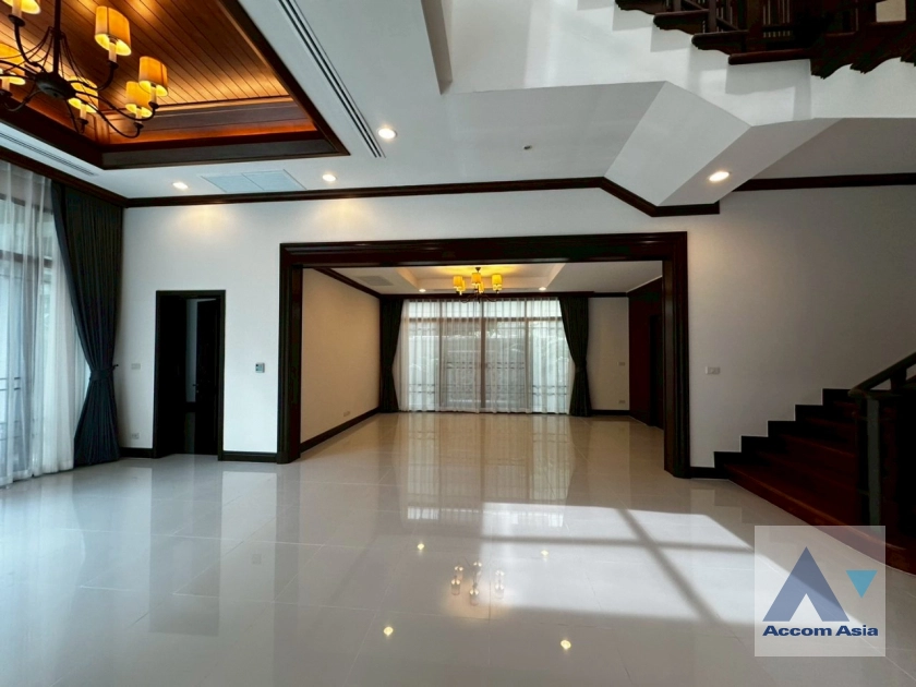 6  4 br House For Rent in Sathorn ,Bangkok BRT Thanon Chan - BTS Saint Louis at Exclusive Resort Style Home  AA32856