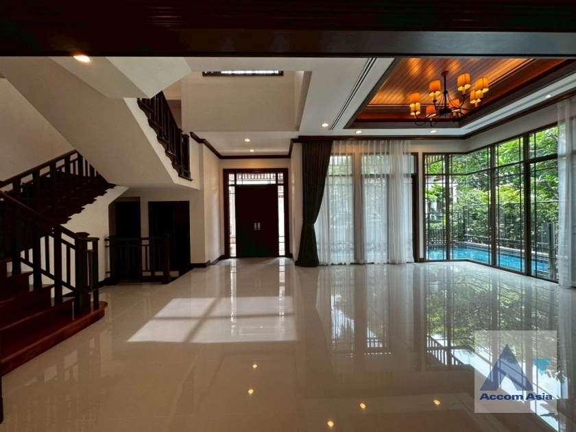 unitPrivate Swimming Pool, Pet friendly | Thai-style home with pool and high ceiling in serene setting (AA32856)