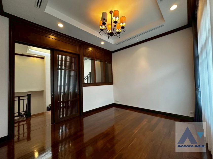 11  4 br House For Rent in Sathorn ,Bangkok BRT Thanon Chan - BTS Saint Louis at Exclusive Resort Style Home  AA32856