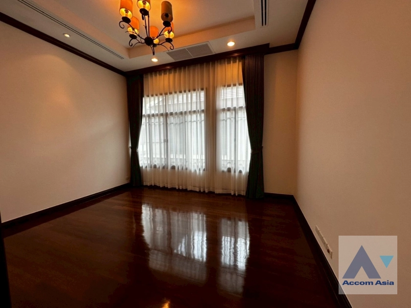 15  4 br House For Rent in Sathorn ,Bangkok BRT Thanon Chan - BTS Saint Louis at Exclusive Resort Style Home  AA32856