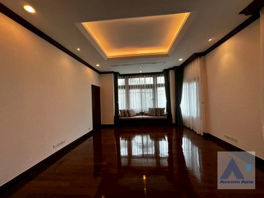 14  4 br House For Rent in Sathorn ,Bangkok BRT Thanon Chan - BTS Saint Louis at Exclusive Resort Style Home  AA32856