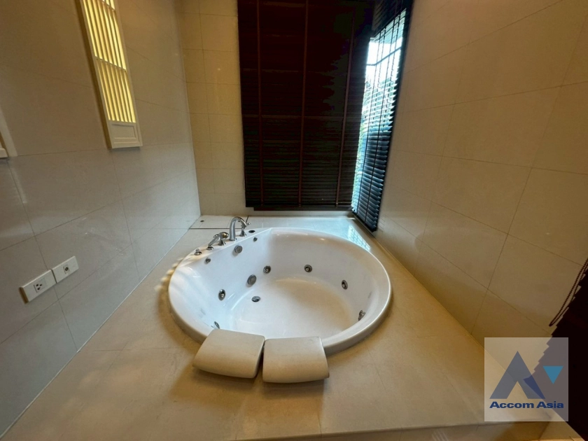 24  4 br House For Rent in Sathorn ,Bangkok BRT Thanon Chan - BTS Saint Louis at Exclusive Resort Style Home  AA32856