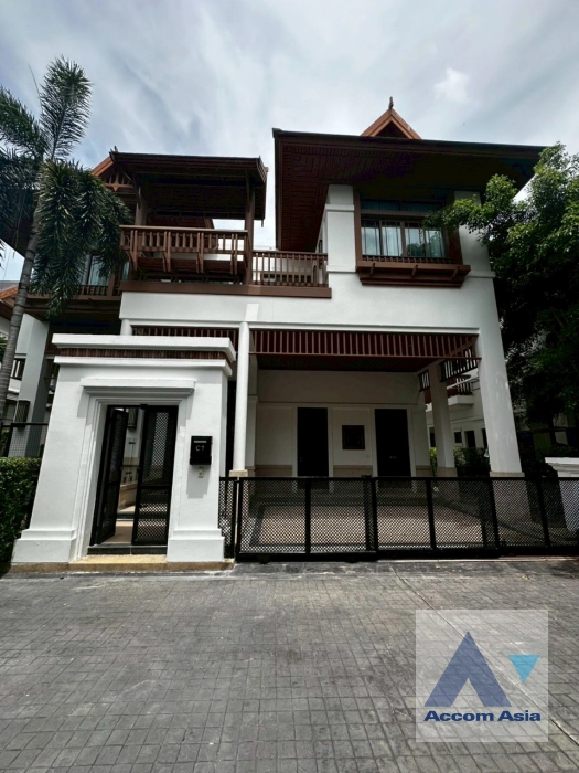 31  4 br House For Rent in Sathorn ,Bangkok BRT Thanon Chan - BTS Saint Louis at Exclusive Resort Style Home  AA32856