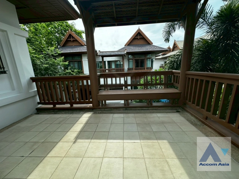 29  4 br House For Rent in Sathorn ,Bangkok BRT Thanon Chan - BTS Saint Louis at Exclusive Resort Style Home  AA32856