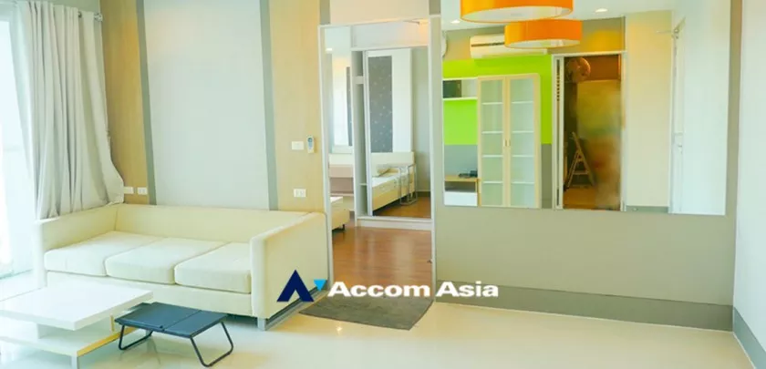 unit 2 Bedrooms  Condominium For Rent & Sale in Charoen Nakhon, Bangkok  near BTS Krung Thon Buri (AA32869)