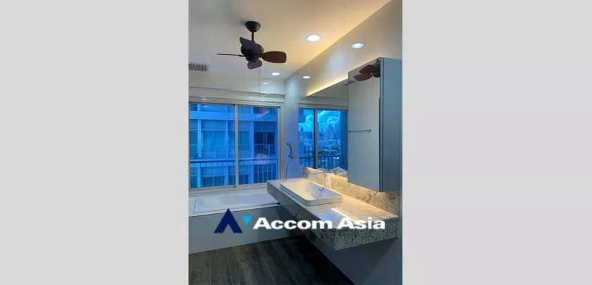 8  2 br Condominium For Sale in Sukhumvit ,Bangkok BTS Thong Lo at Noble Ora AA32886