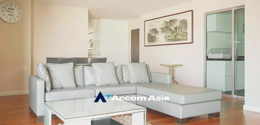  3 Bedrooms  Condominium For Rent in Ratchadapisek, Bangkok  near MRT Rama 9 (AA32887)