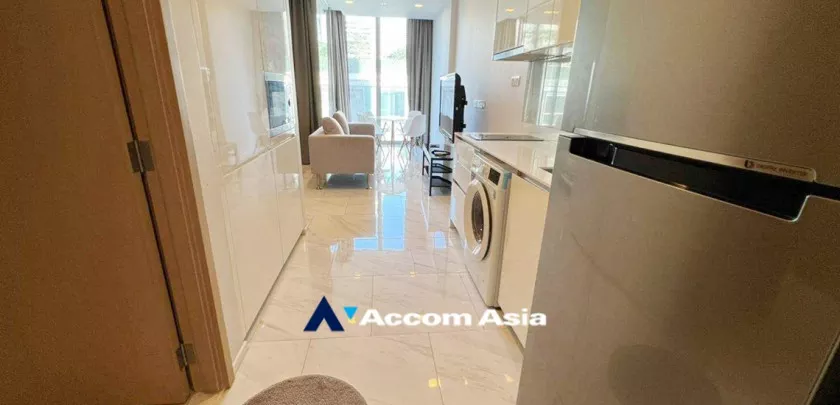 unit 1 Bedroom  Condominium For Rent & Sale in Sukhumvit, Bangkok  near BTS Nana (AA32897)