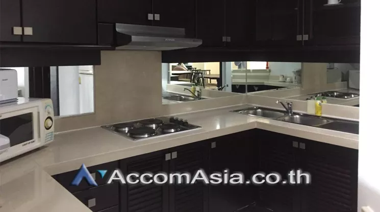 unit 2 Bedrooms  Apartment For Rent in Sukhumvit, Bangkok  near BTS Phrom Phong (14709)