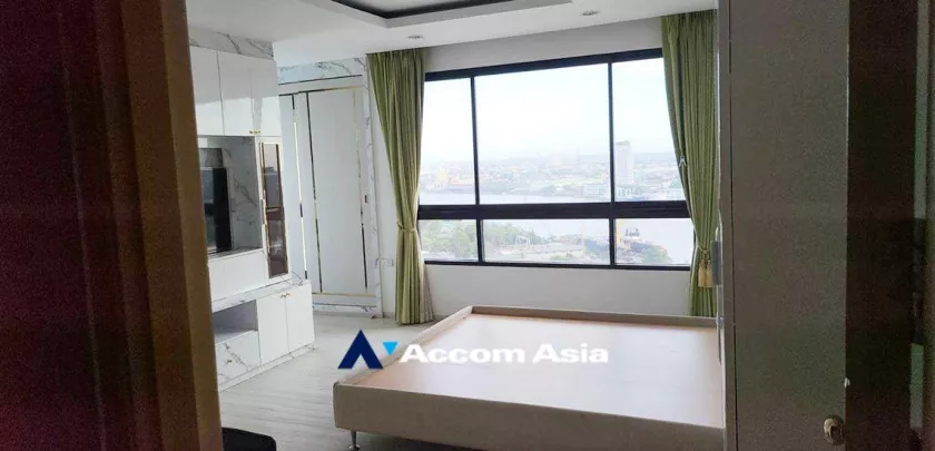 4  4 br Condominium For Sale in Charoenkrung ,Bangkok BTS Saphan Taksin - BRT Nararam 3 at Supalai Casa Riva AA32906