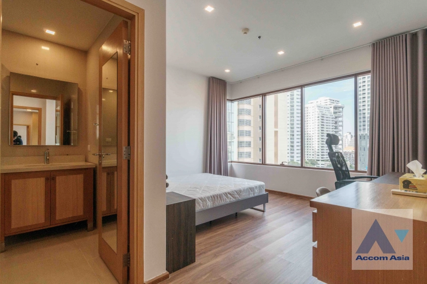 12  2 br Condominium For Rent in Sukhumvit ,Bangkok BTS Phrom Phong at The Emporio Place AA32910