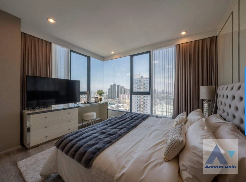 unit 2 Bedrooms  Condominium For Rent & Sale in Bang Na, Bangkok  near BTS Udomsuk (AA32912)