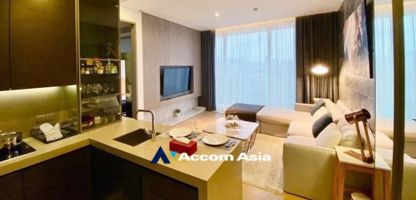  1 Bedroom  Condominium For Rent in Silom, Bangkok  near MRT Lumphini (AA32914)