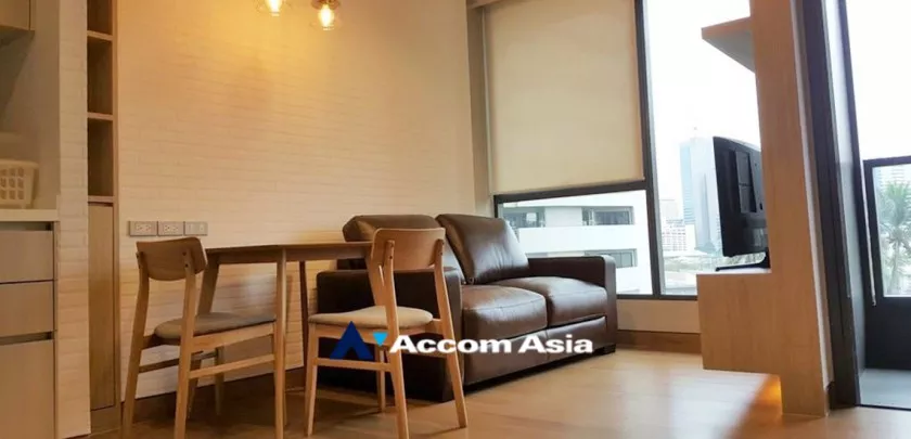 unit 1 Bedroom  Condominium For Rent & Sale in Sukhumvit, Bangkok  near BTS Phrom Phong (AA32915)