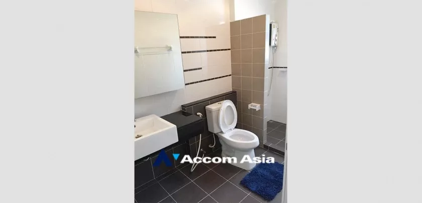 7  3 br Townhouse For Sale in Pattanakarn ,Bangkok BTS On Nut at Town Home in Onnut AA32920