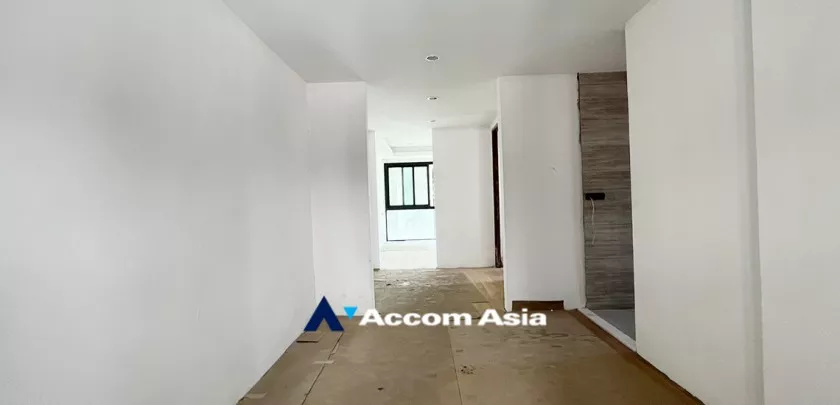 19  5 br Townhouse For Sale in Sukhumvit ,Bangkok BTS Phrom Phong at Moon Terrace Village AA32924