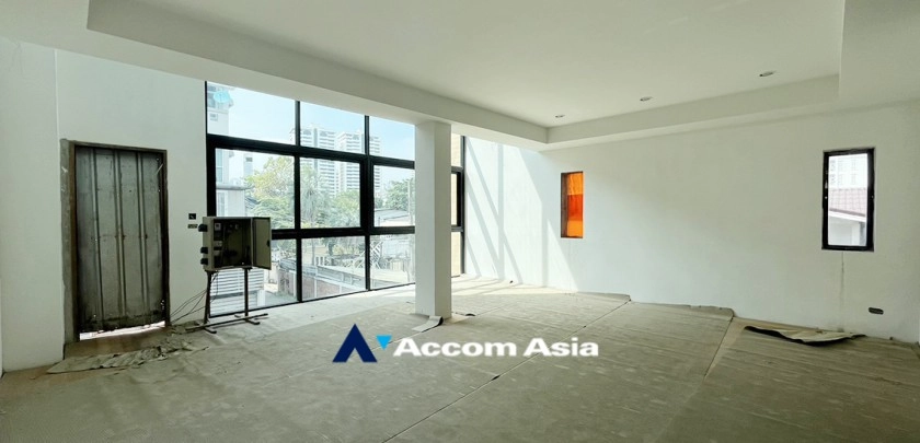 10  20 br Townhouse For Sale in Sukhumvit ,Bangkok BTS Phrom Phong at Moon Terrace Village AA32925