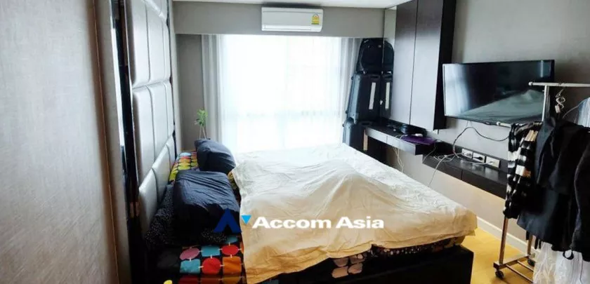 unit 1 Bedroom  Condominium For Sale in Sukhumvit, Bangkok  near BTS Thong Lo (AA32928)