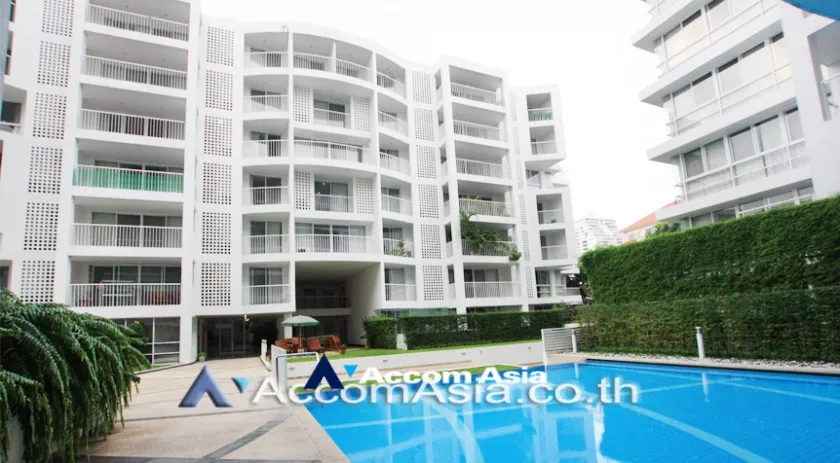  2  3 br Apartment For Rent in Sukhumvit ,Bangkok BTS Ekkamai at Ekkamai Family Apartment AA32930