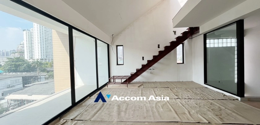 19  4 br Townhouse For Sale in Sukhumvit ,Bangkok BTS Phrom Phong at Moon Terrace Village AA32936