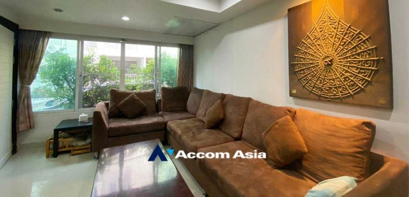  2  5 br House For Sale in Sukhumvit ,Bangkok BTS Phra khanong AA32941