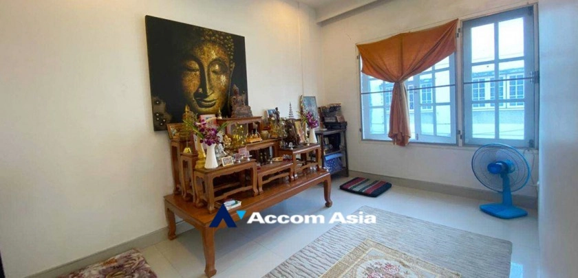 7  5 br House For Sale in sukhumvit ,Bangkok BTS Phra khanong AA32941