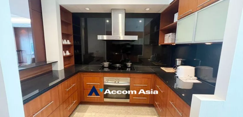 4  3 br Apartment For Rent in Ploenchit ,Bangkok BTS Ploenchit at Elegance and Traditional Luxury AA32947