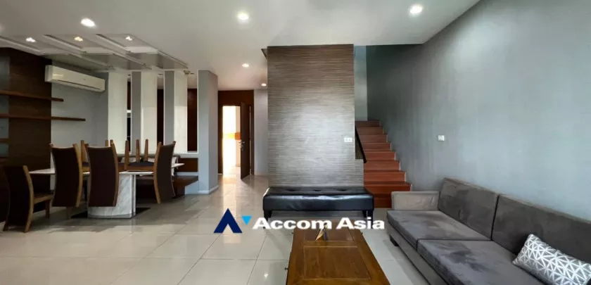 The Star Estate At Narathiwas Condominium  4 Bedroom for Sale BRT Technic Krungthep in Sathorn Bangkok