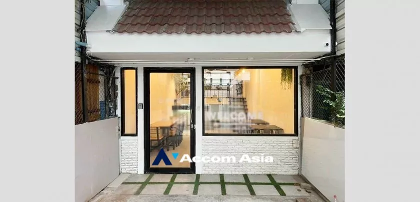  1  4 br Shophouse For Sale in Bang Na ,Bangkok BTS Udomsuk AA32964