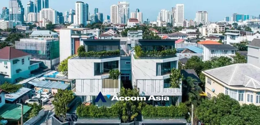 unitSuper Luxury, Luxury, Private Swimming Pool |  3 Bedrooms  House For Sale in Sukhumvit, Bangkok  near BTS Ekkamai (AA32965)