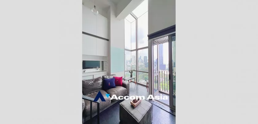 unitDouble High Ceiling, Duplex Condo, Pet friendly |  1 Bedroom  Condominium For Sale in Sukhumvit, Bangkok  near BTS Thong Lo (AA32967)