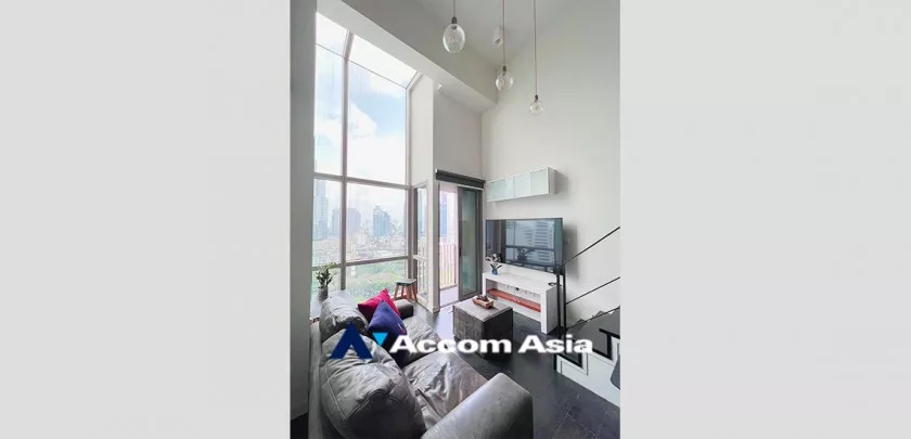 Double High Ceiling, Duplex Condo, Pet friendly |  1 Bedroom  Condominium For Sale in Sukhumvit, Bangkok  near BTS Thong Lo (AA32967)