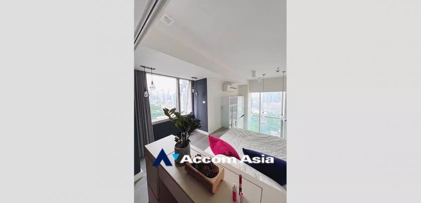 unitDouble High Ceiling, Duplex Condo, Pet friendly |  1 Bedroom  Condominium For Sale in Sukhumvit, Bangkok  near BTS Thong Lo (AA32967)